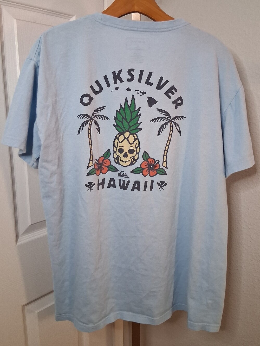 Quiksilver Hawaii T Shirt Light Blue Large